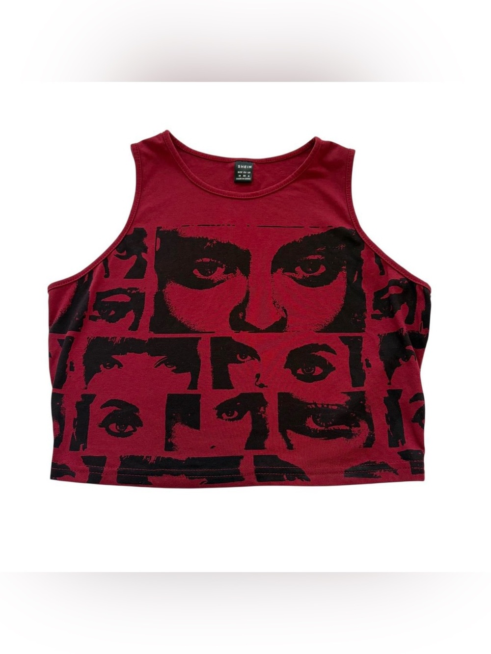 SHEIN Eye Print Crop Top